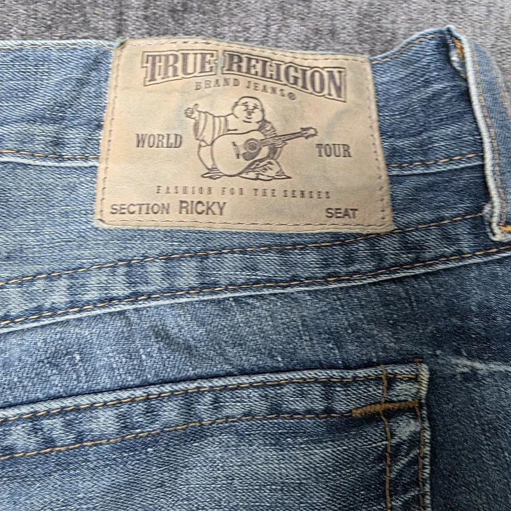 True Religion Jeans Ricky Baggy Flap Pocket Mens 38 Fits 41x35 USA Distressed